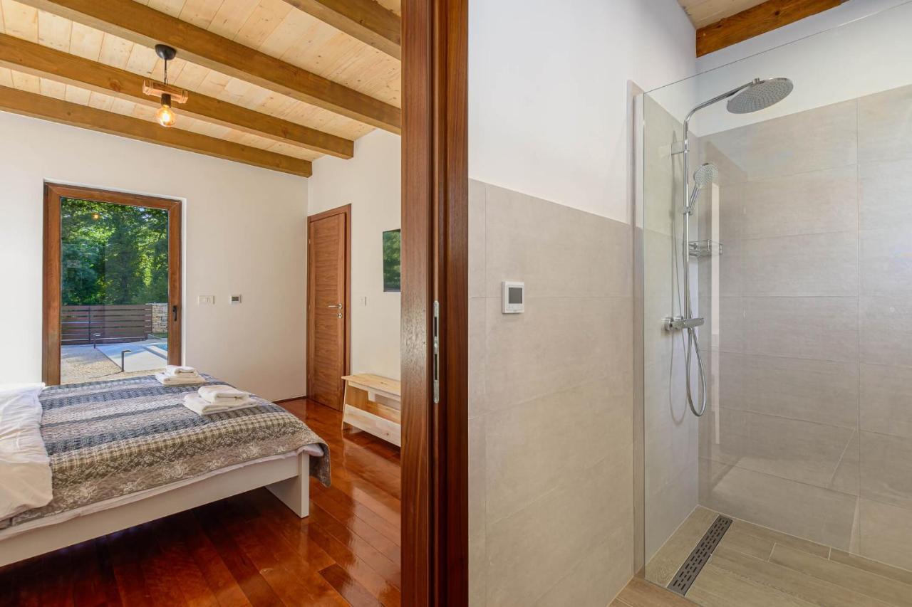 Villa David - Luxurious Secluded Villa With A Heated Pool Butkovići Exterior foto