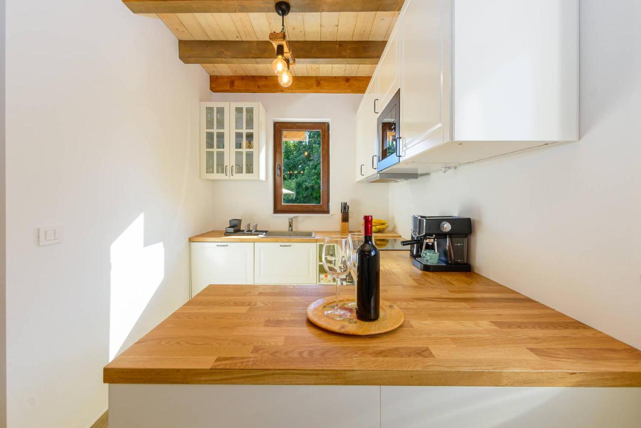 Villa David - Luxurious Secluded Villa With A Heated Pool Butkovići Exterior foto